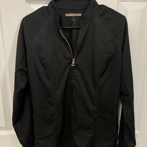 Women’s scrub jacket size small